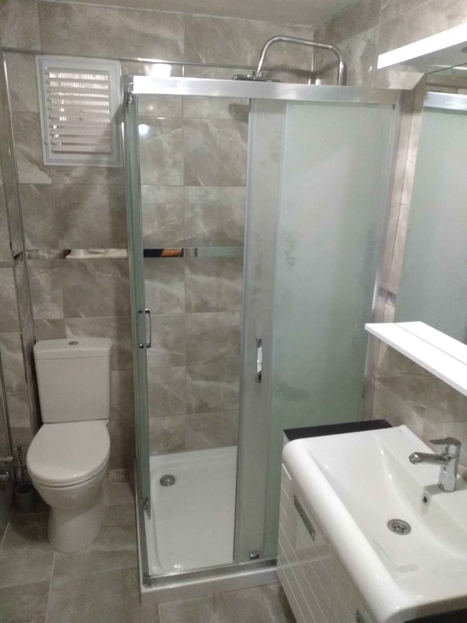 Banyo ve Lavabo Gideri Temizliği – Hijyenik Akışın Adresi